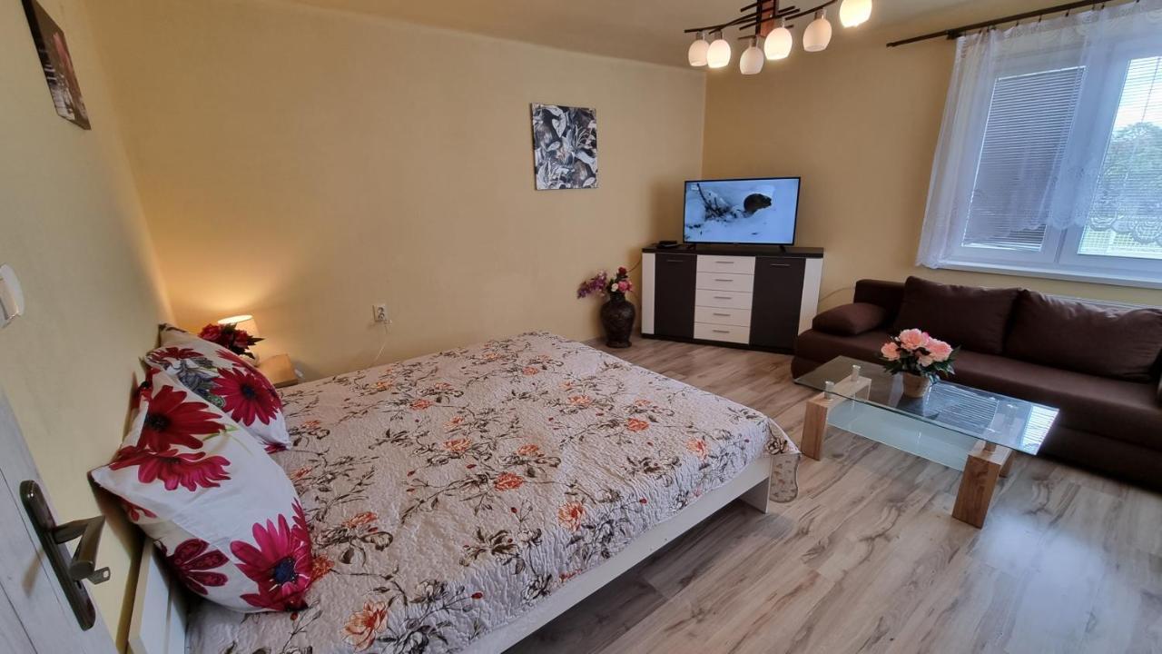Apartmany Sebastian 普利比利那 外观 照片