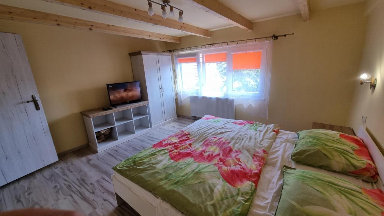 Apartmany Sebastian 普利比利那 外观 照片